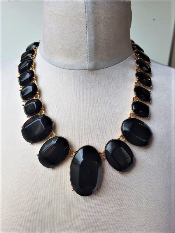 Collier ras de cou oversize – Image 3
