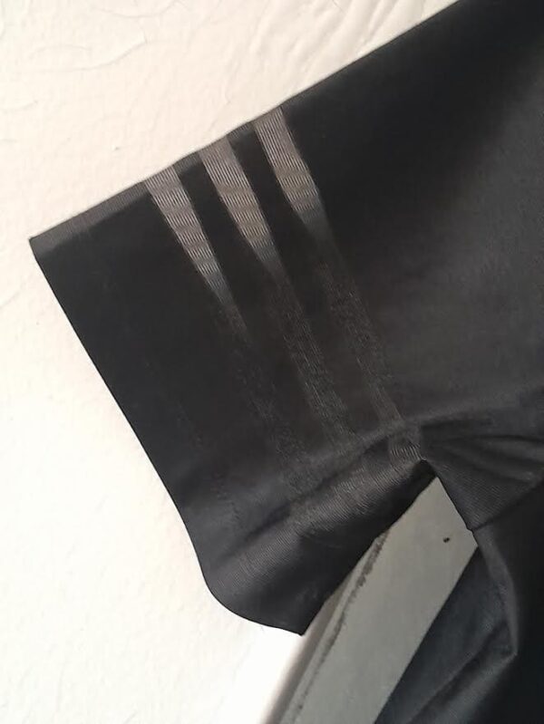 Adidas Originals T-shrit ( Vendu ) – Image 10