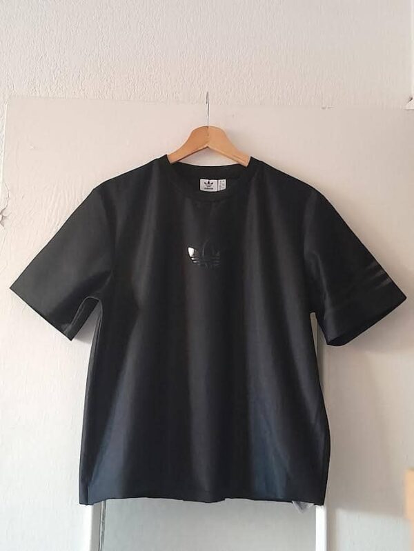 Adidas Originals T-shrit ( Vendu ) – Image 4
