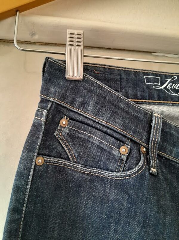Jean Levi's Demi Curve – Image 3