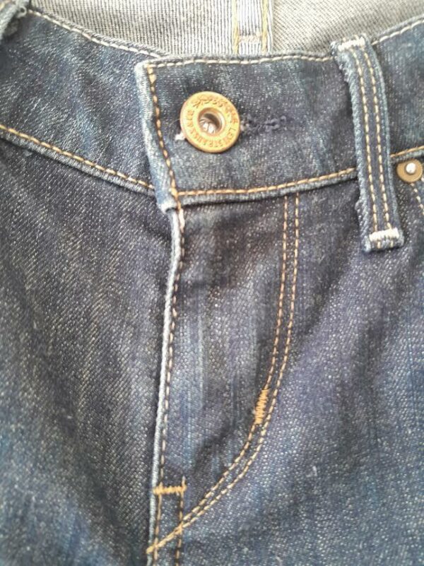 Jean Levi's Demi Curve – Image 5