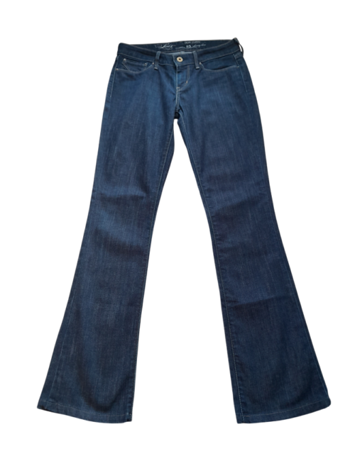 Jean Levi's Demi Curve