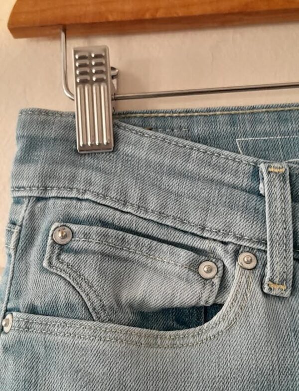 Jean Levi's Demi Curve Mic Frise Slim – Image 2