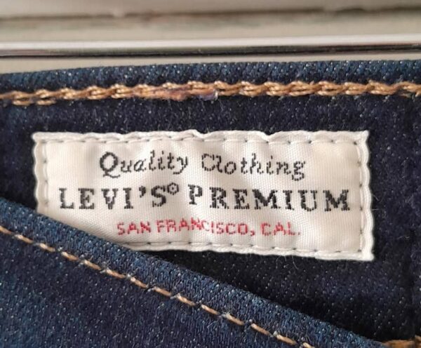 Jean Levi's 724 Taille Haute Droit – Image 8