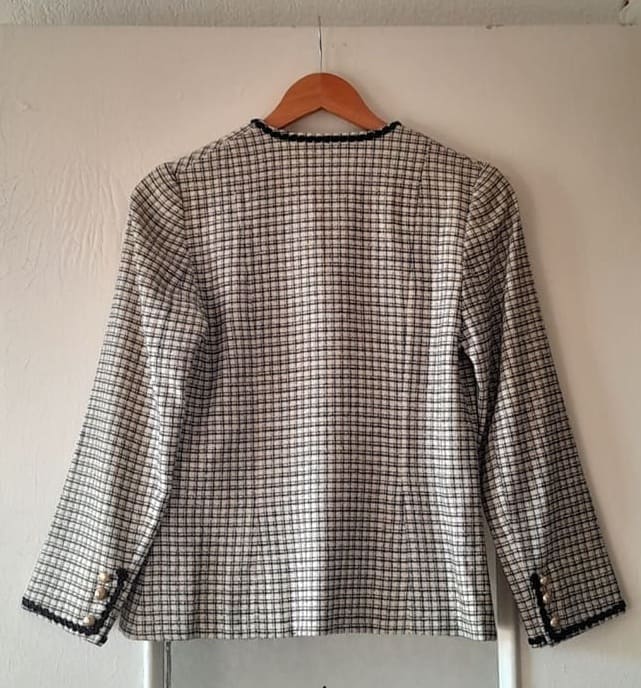 Veste Tweed Style Chanel Vintage – Image 10