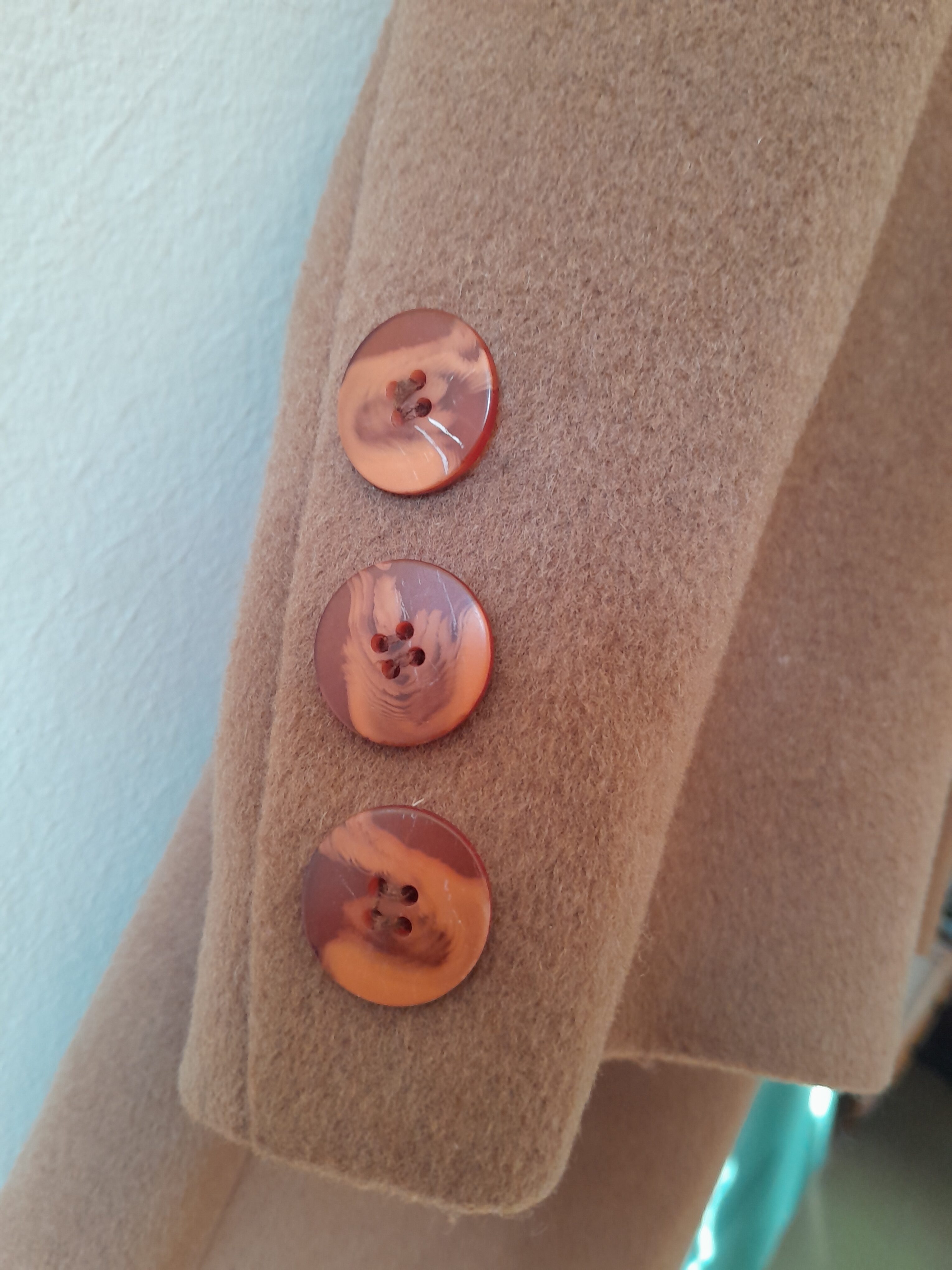 Manteau Croisé Luxe Camel Cachemire Vintage – Image 7