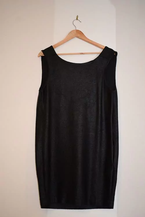 Petite robe noir Oversize (Vendu) – Image 4