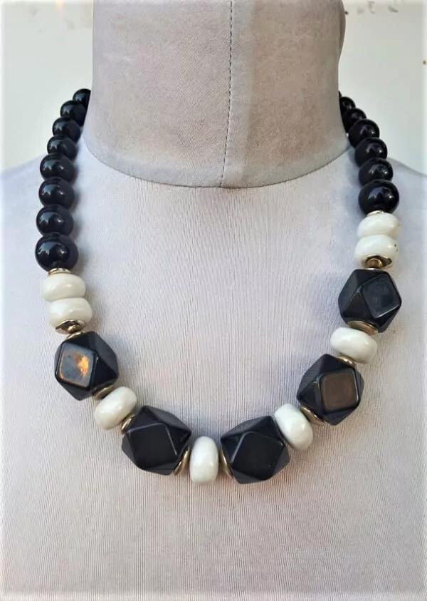 Collier black & white – Image 3