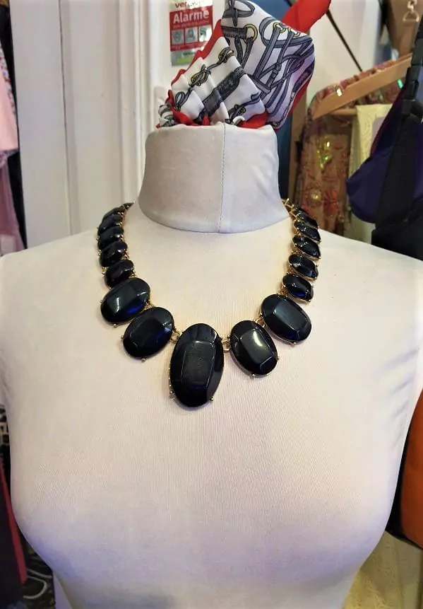 Collier ras de cou oversize – Image 2