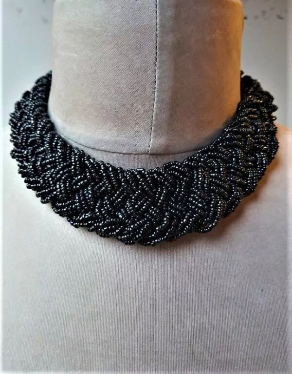 Collier ras de cou torsade de perles – Image 3