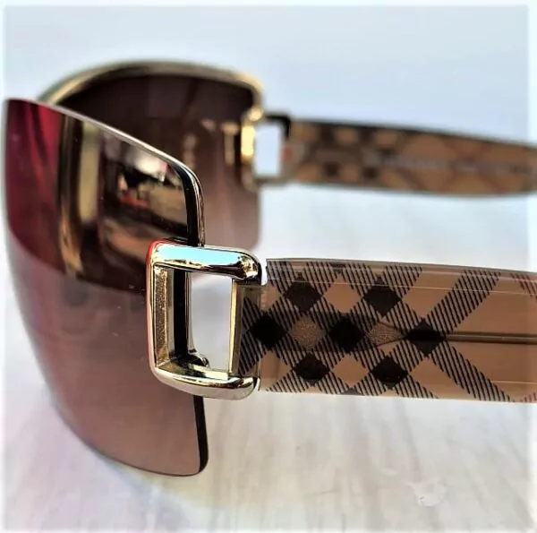 Burberry – Image 5