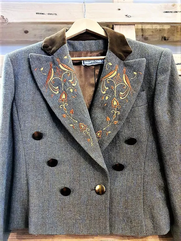 Yves Saint Laurent – Image 4