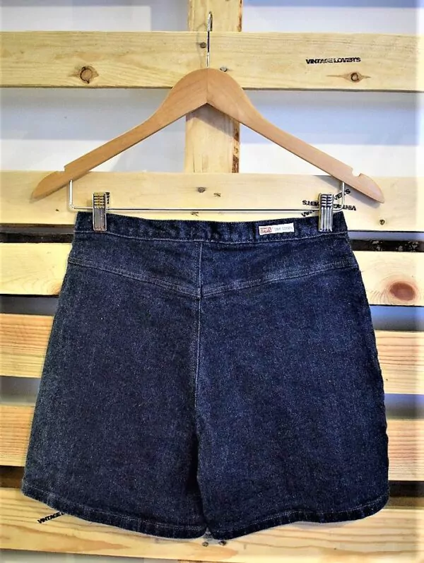 Levis Dry Goods – Image 5