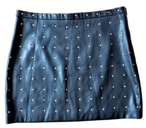 Zara Basic