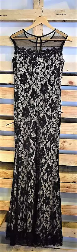 Robe Cocktail Broderies – Image 3
