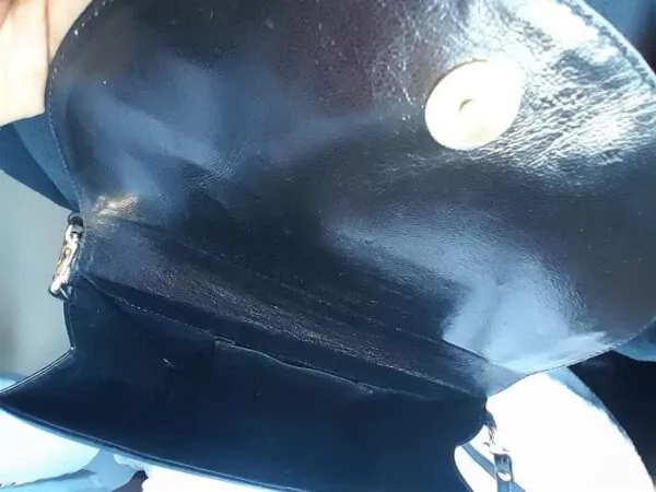 Sac Demi-Lune en Cuir ( Vendu ) – Image 3