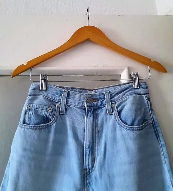 Jean Levi's High Loose Taper – Image 3