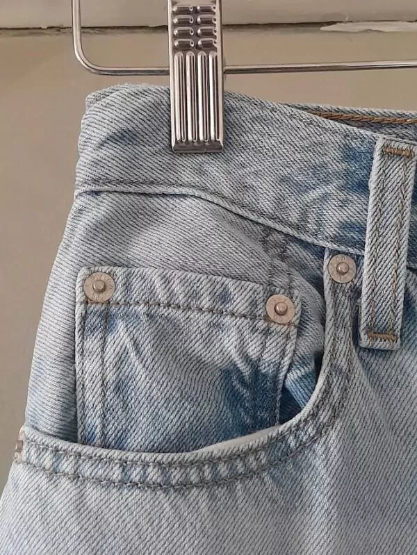 Jean Levi's High Loose Taper – Image 4