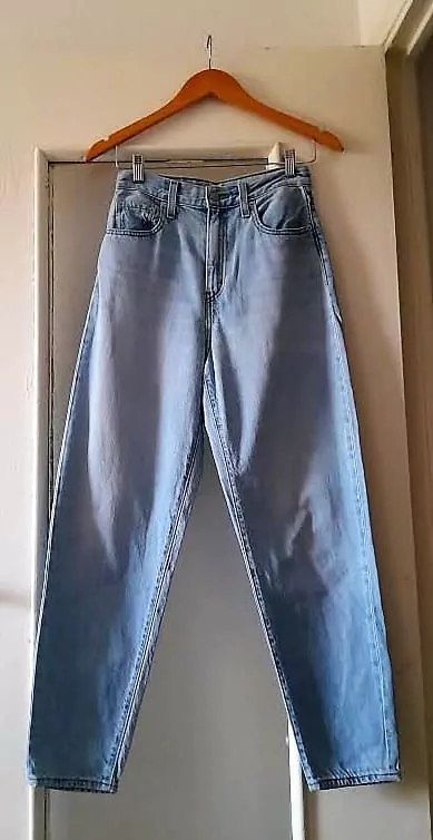 Jean Levi's High Loose Taper – Image 10