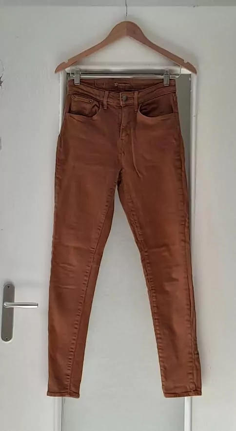 Jean Levi's High Rise Skinny – Image 7
