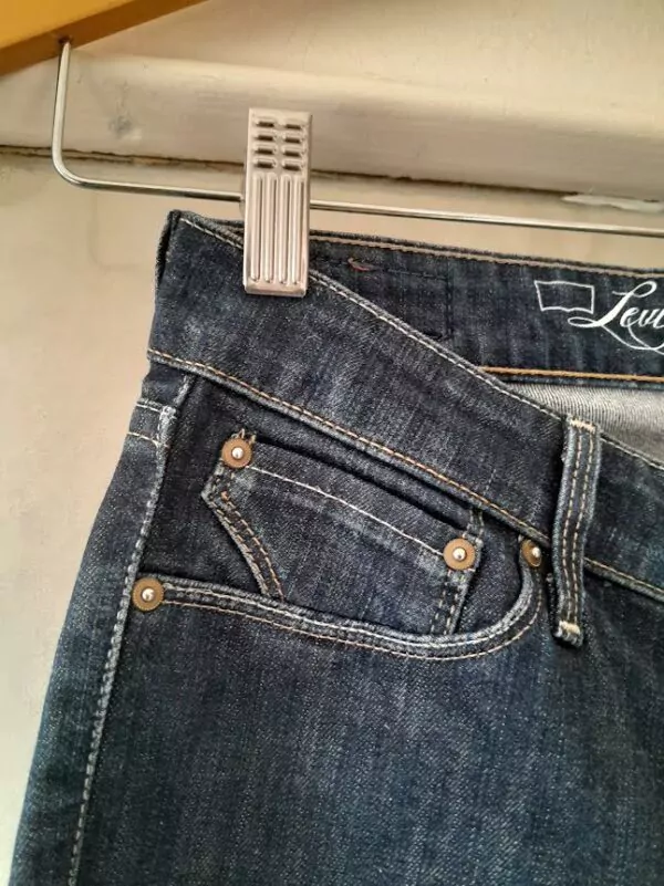 Jean Levi's Demi Curve – Image 3