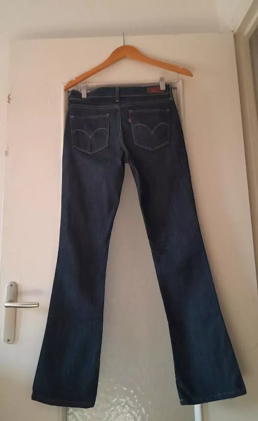 Jean Levi's Demi Curve – Image 8