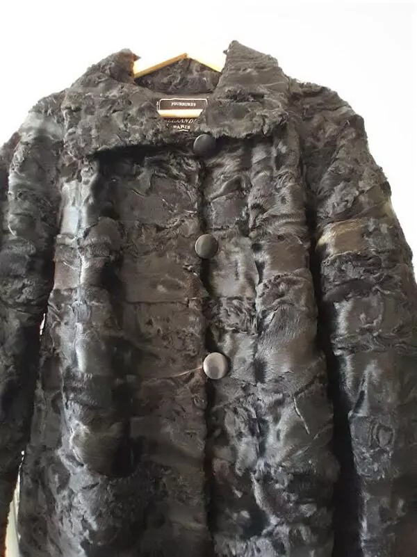 Manteau Astrakan Claude Alexandre Paris – Image 3