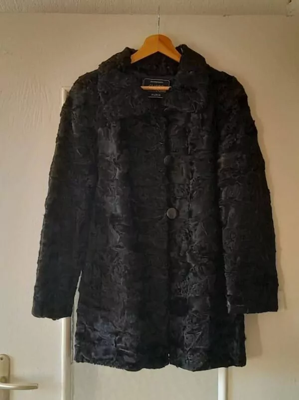 Manteau Astrakan Claude Alexandre Paris – Image 5