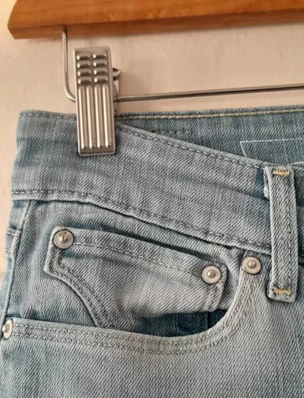 Jean Levi's Demi Curve Mic Frise Slim – Image 2
