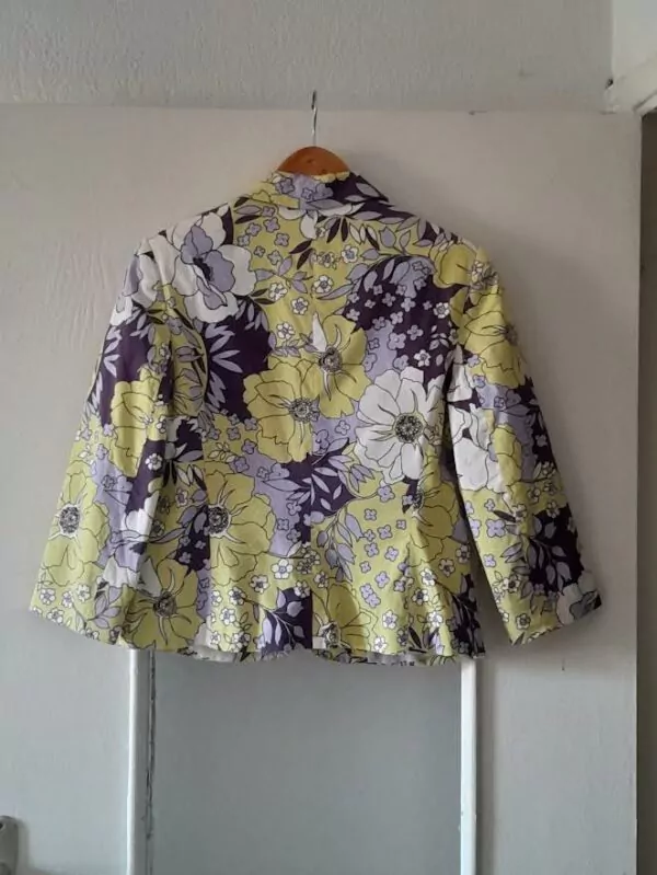 Adamio Veste Imprimée Vintage – Image 2