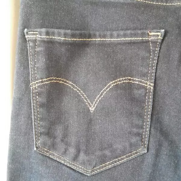 Jean Levi's 724 Taille Haute Droit – Image 12