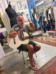 vintage lovers guitariste testimony