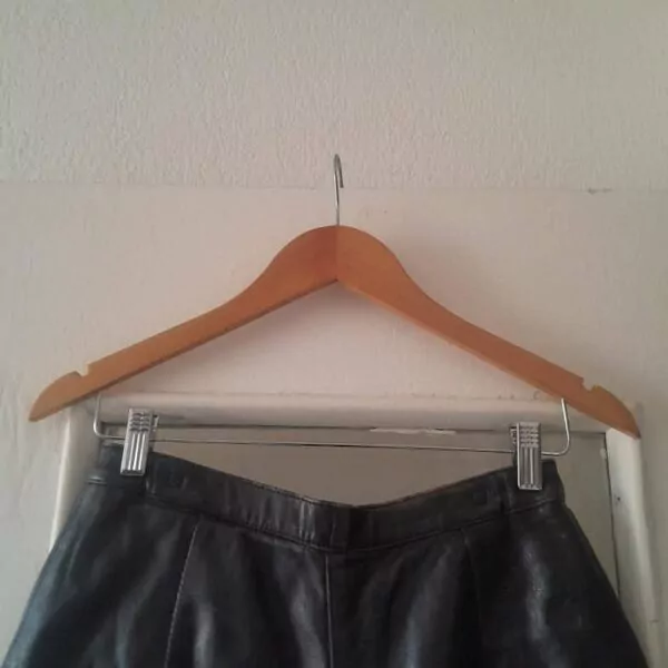 Short en cuir Pole Nord Vintage – Image 8