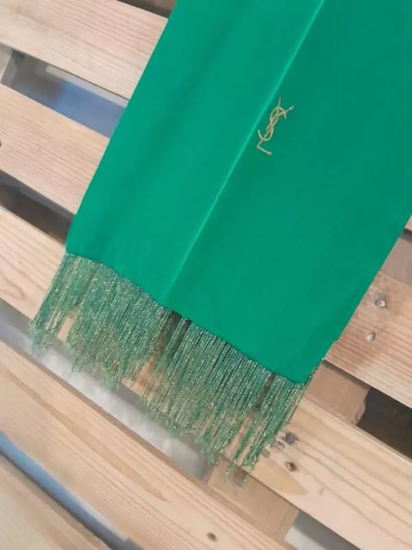 Yves Saint Laurent – Image 7
